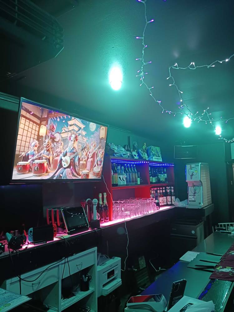 福岡県飯塚市 バー Bar 夢狐様 カラオケ導入事例