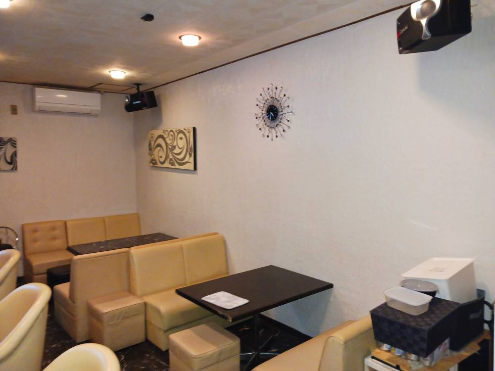 沖縄県国頭村のスナックでのカラオケ設置写真3：店名非公開様