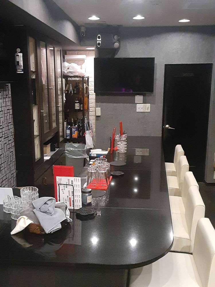 大阪府大阪市のスナックでのカラオケ設置写真2：CLUB BLOOM様