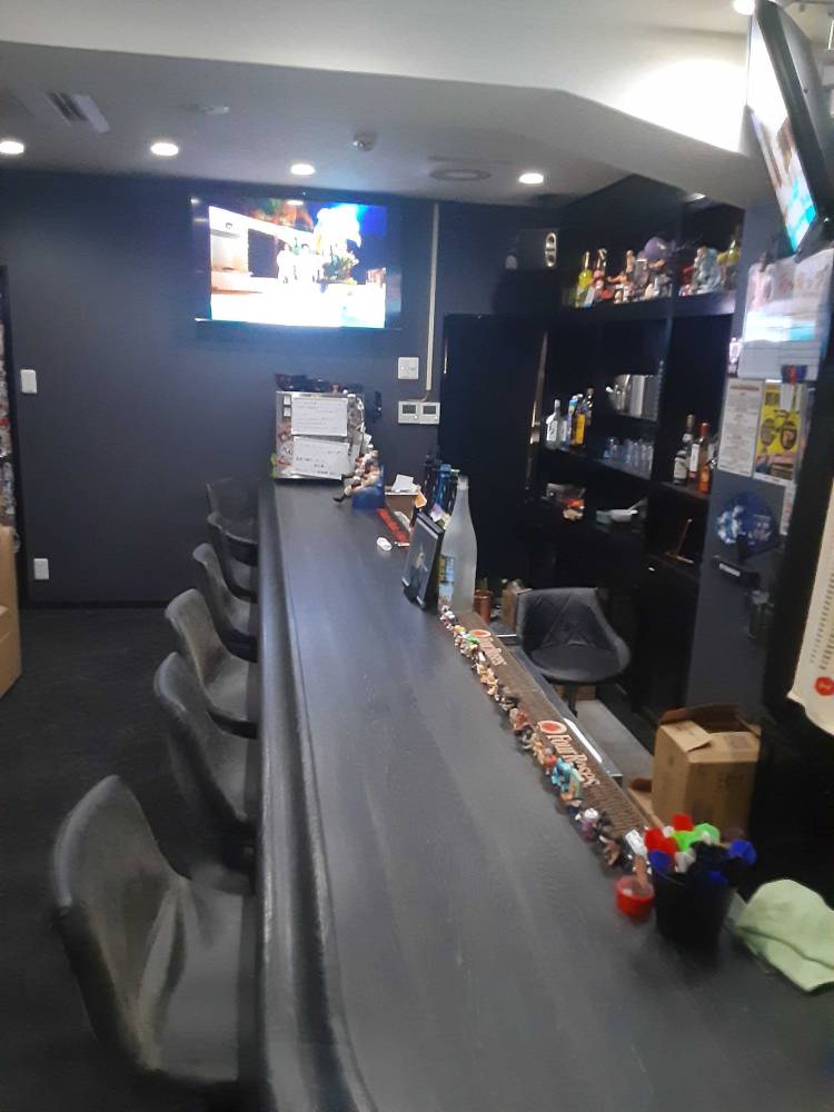 大阪府大阪市のバーでのカラオケ設置写真2：BAR Nico様